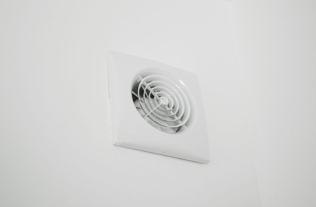 Extractor fan wall mounted