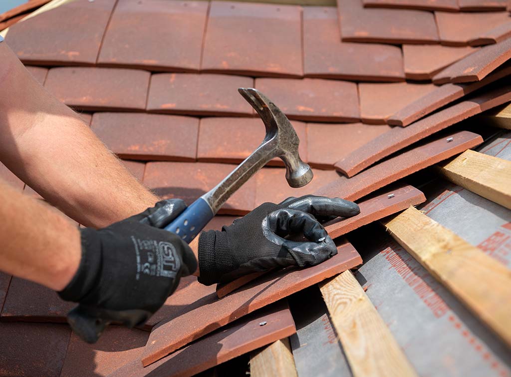 Home Roof Leak Repair: A Guide to Fixing Common Issues