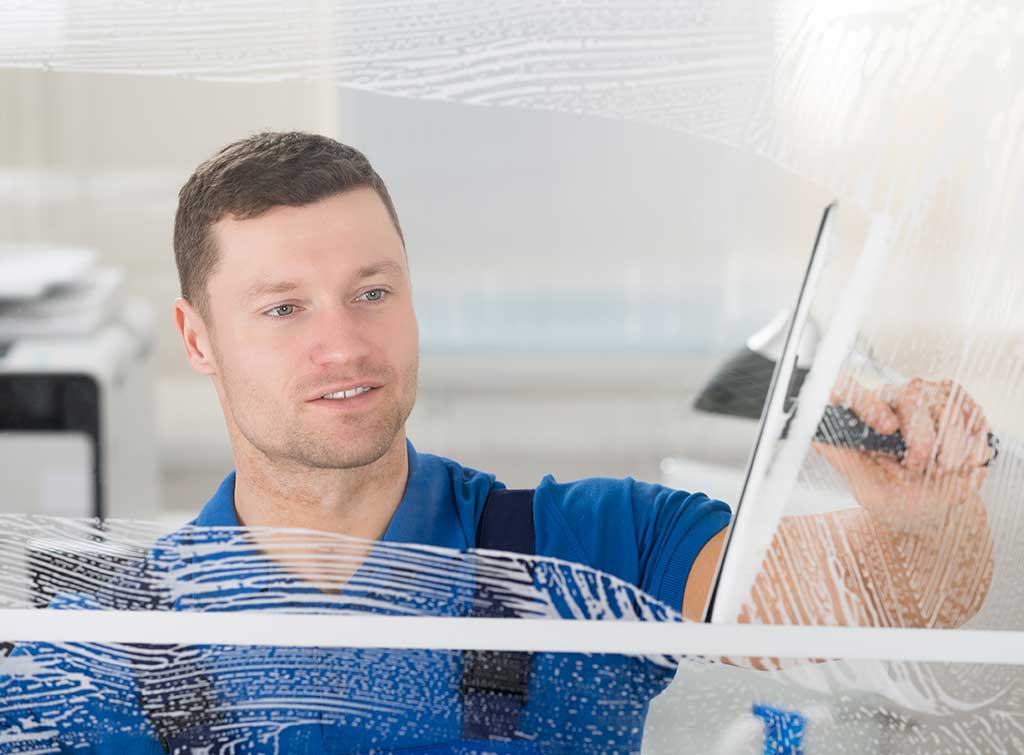 Window cleaner cleaning window