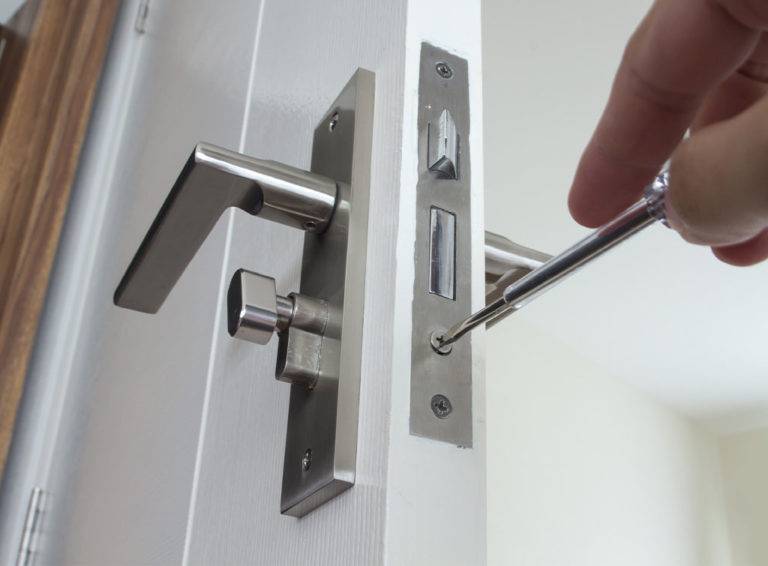 BIFOLD DOOR LOCK - DEAD LOCK - FRENCH DOOR LOCK - JULIET BALCONY DOOR LOCK  UPVC