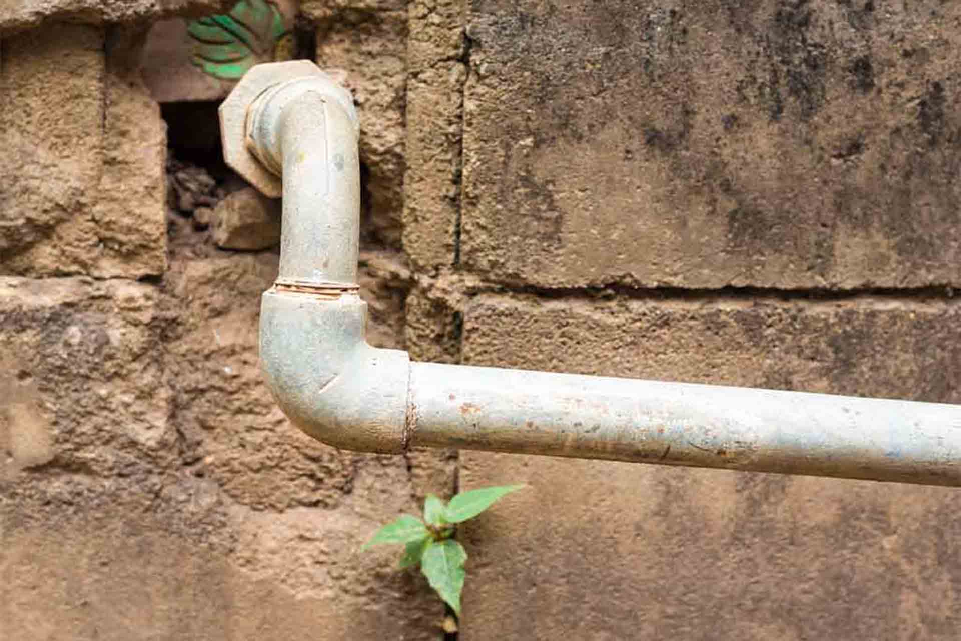 How to Fix Water Pipe Leaks & Problems 