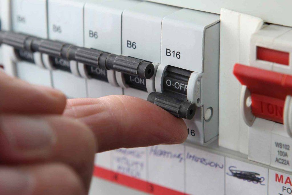 cost of replacing fuse box with consumer unit