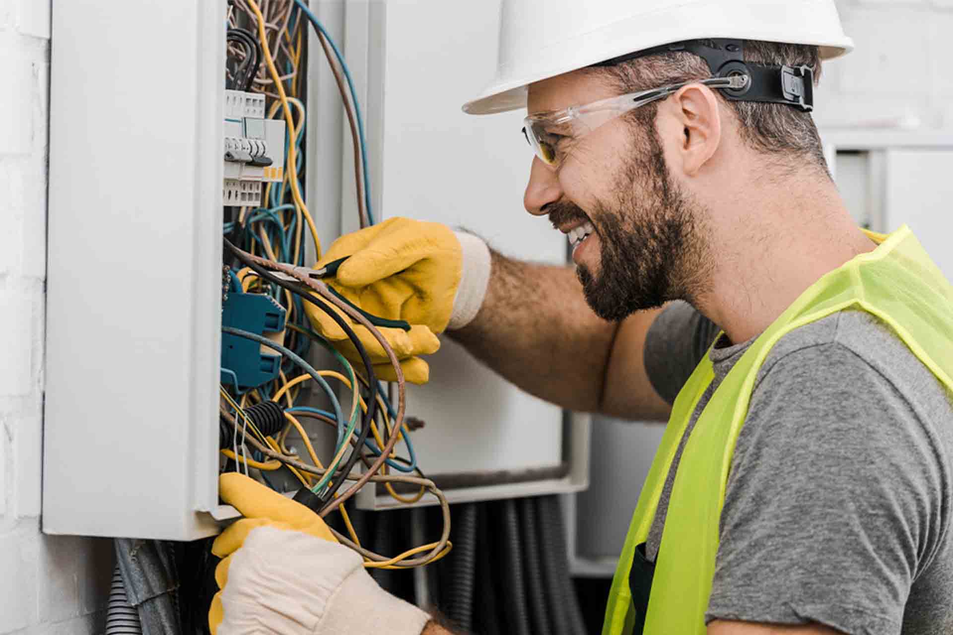 What are Average Electrician Hourly Rates in 2023? | Checkatrade
