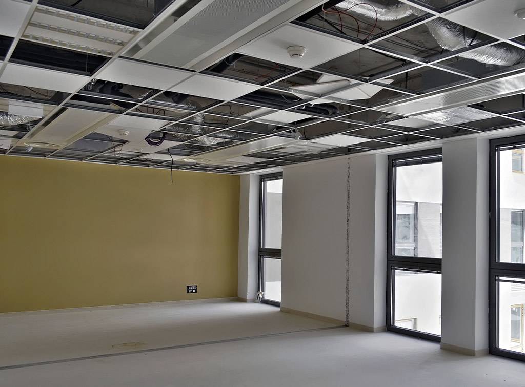 How Much Does A Suspended Ceiling Cost In 2022 Checkatrade - Dropped Ceiling Lighting Cost
