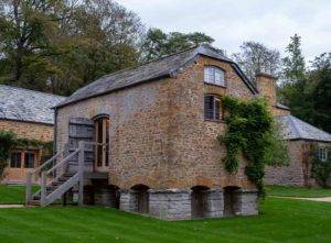 brick outbuilding cost