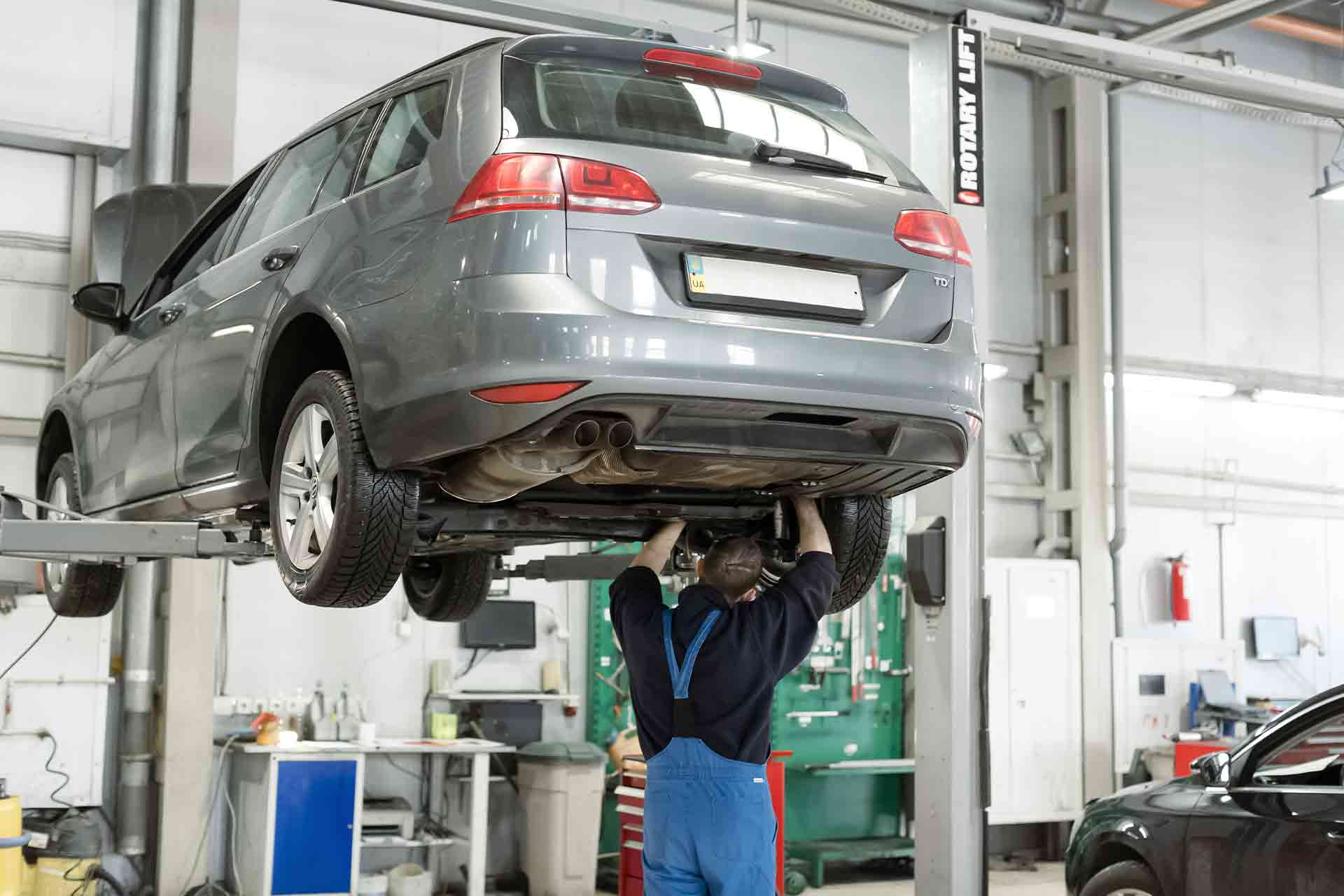Signs Your Car Needs Repair Service Now