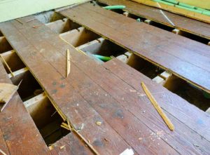How to fix a squeaky subfloor