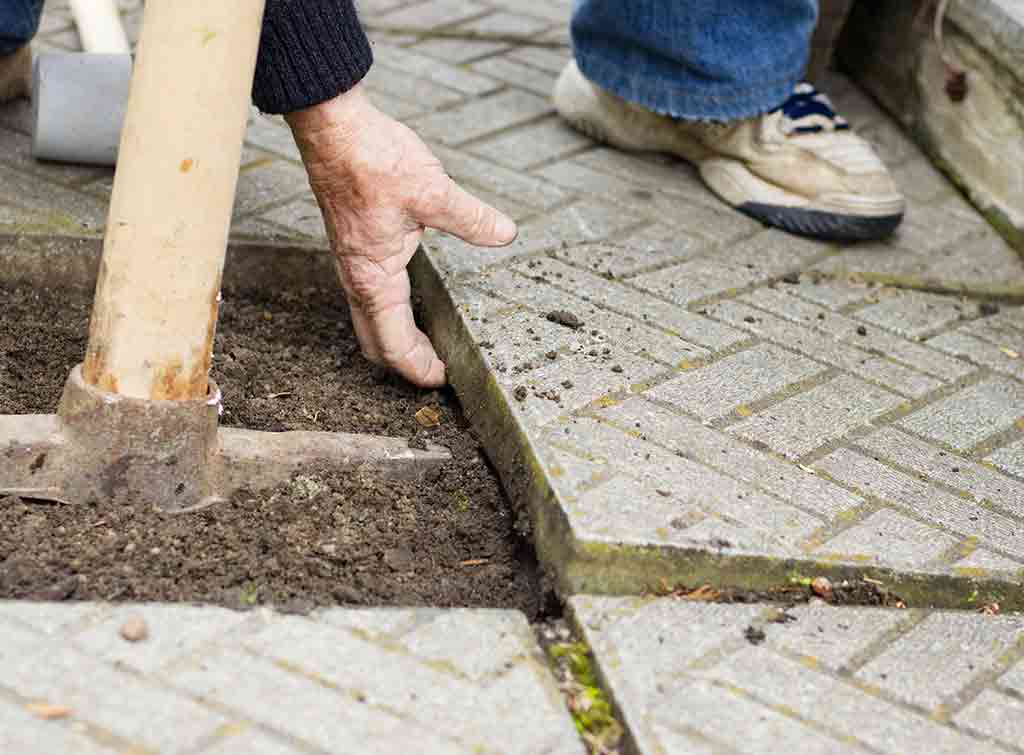 Concrete removal cost per square foot