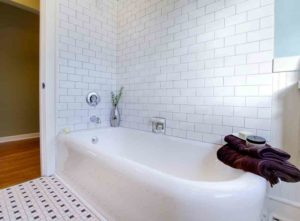 Bath resurfacing cost UK