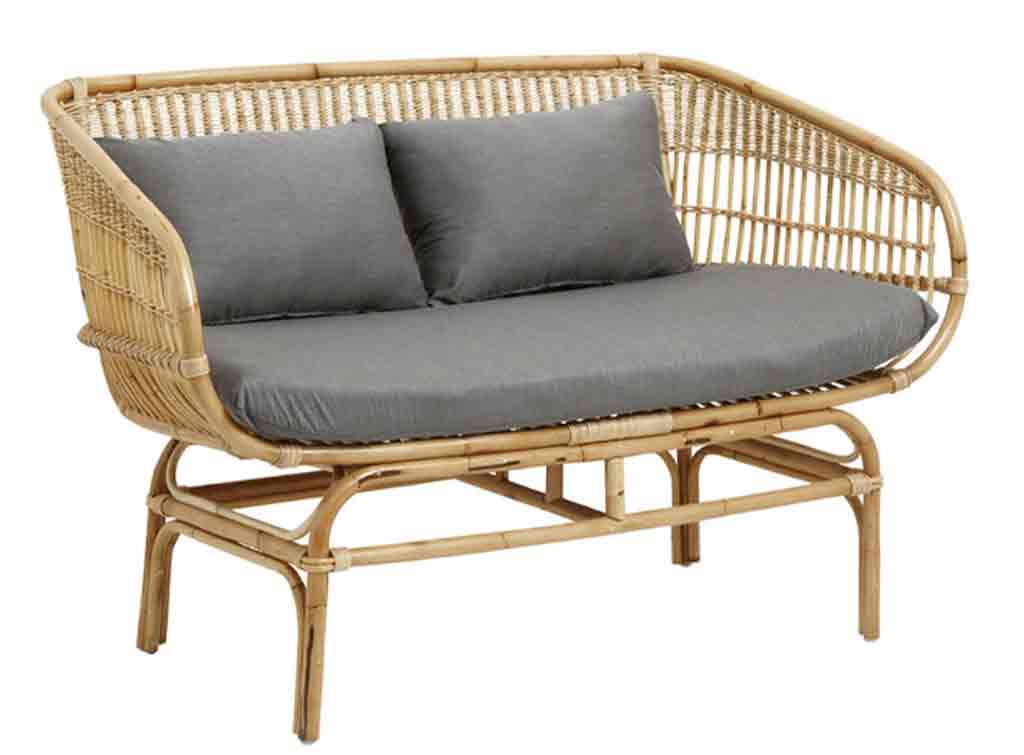 Interior summer house ideas - Rattan sofa