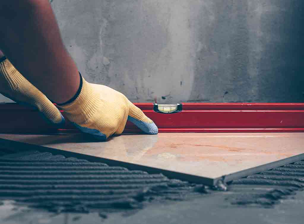 how to lay floor tiles in kitchen