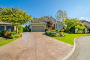 How much value does a driveway add to a house