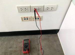 Checking the safety of electric socket
