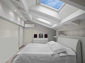Small bedroom with alcove about the bed