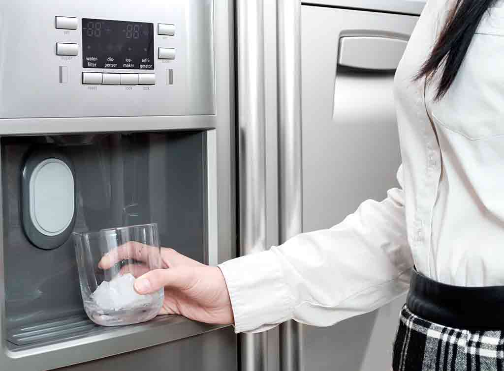 ice maker using fridge water line