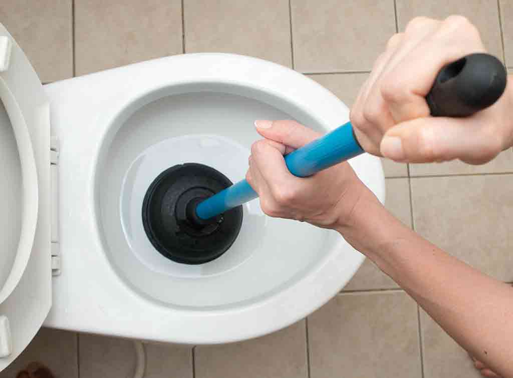 what causes blocked toilets