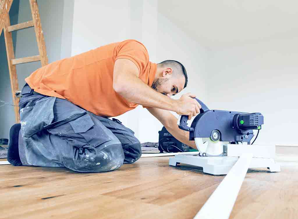 How to Cut Skirting Board - Step-by-Step | Checkatrade