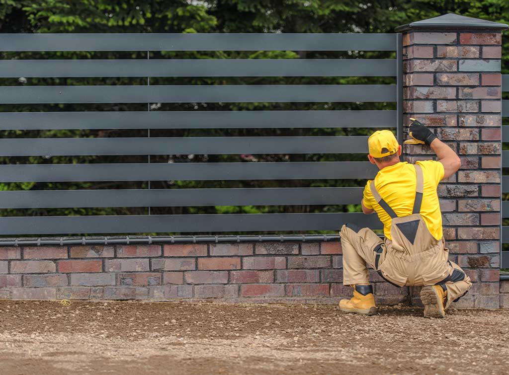 How to grow a fencing business