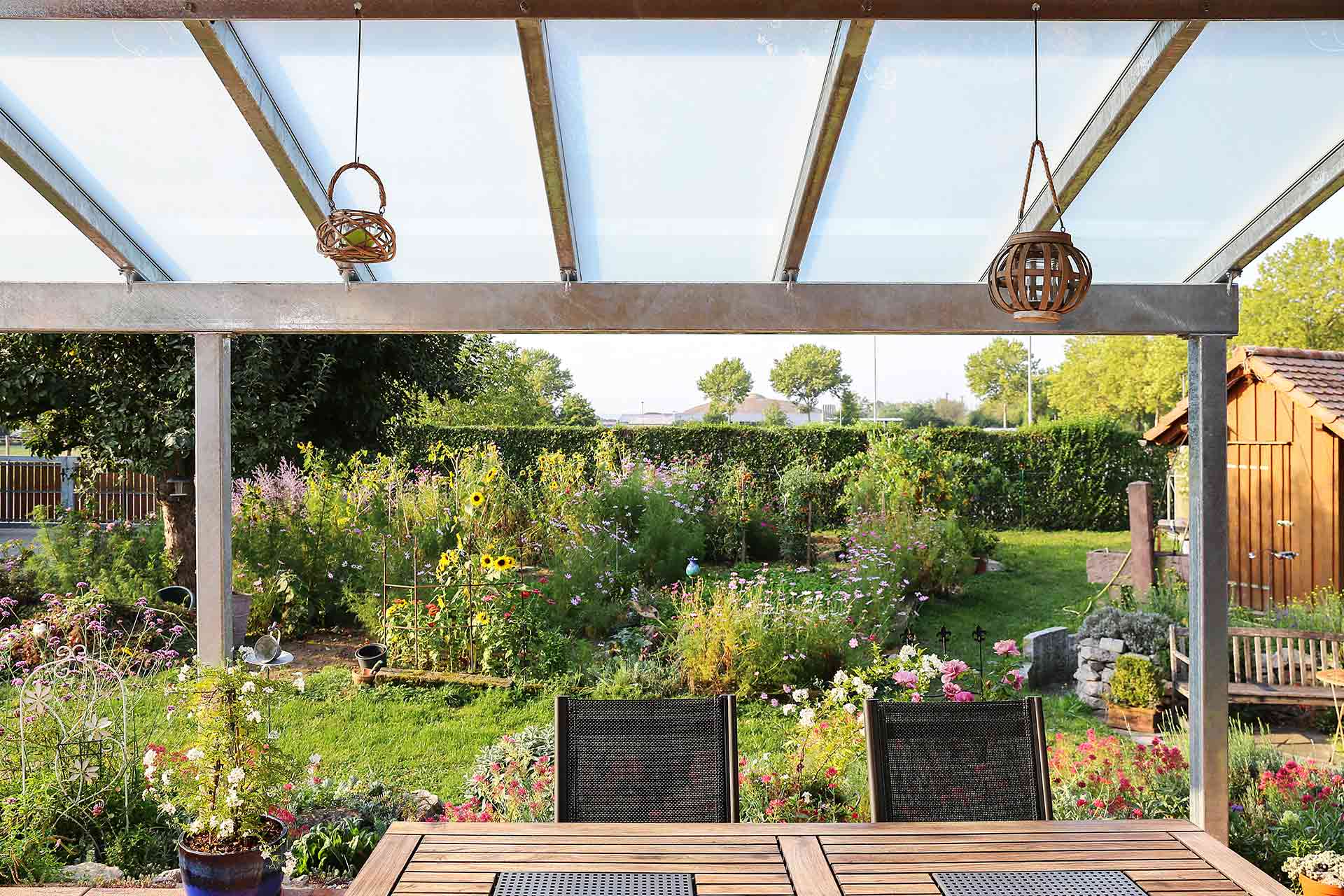 How to Turn Your Shed Into a Fun 'Treehouse' Platform