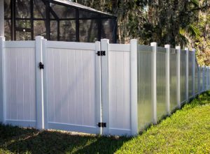 White vinyl privacy fence - vinyl fence installation cost