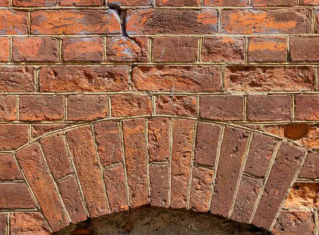 fix a cracked brick arch