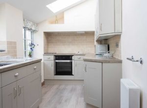Side house extension with kitchen
