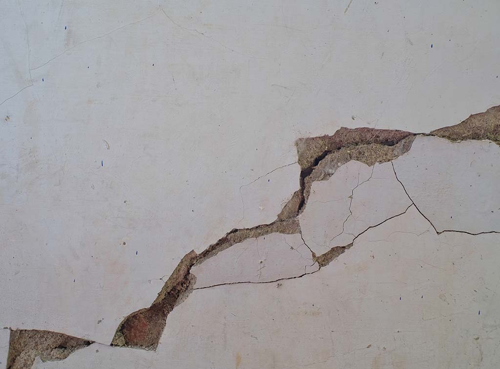 cracks in wall