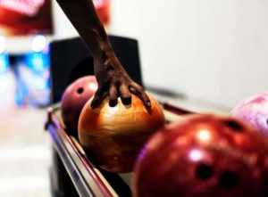 average cost to build a bowling alley