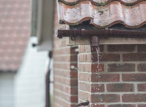Downpipe on guttering leaking