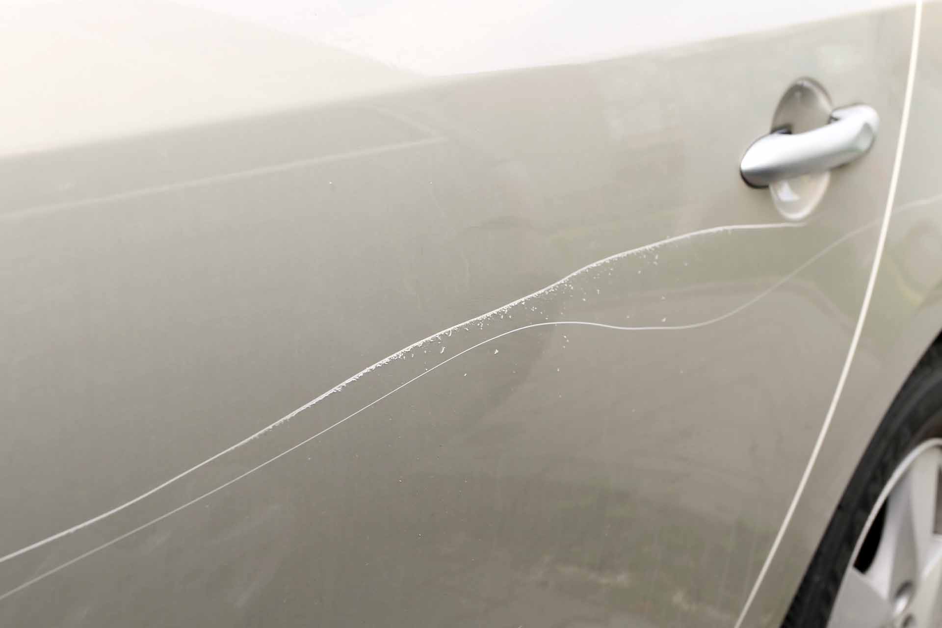 How to remove scratches from your paintwork