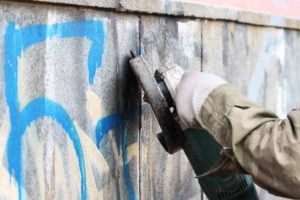 Removing spray paint from brick