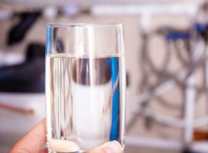 Clean glass due to water softener