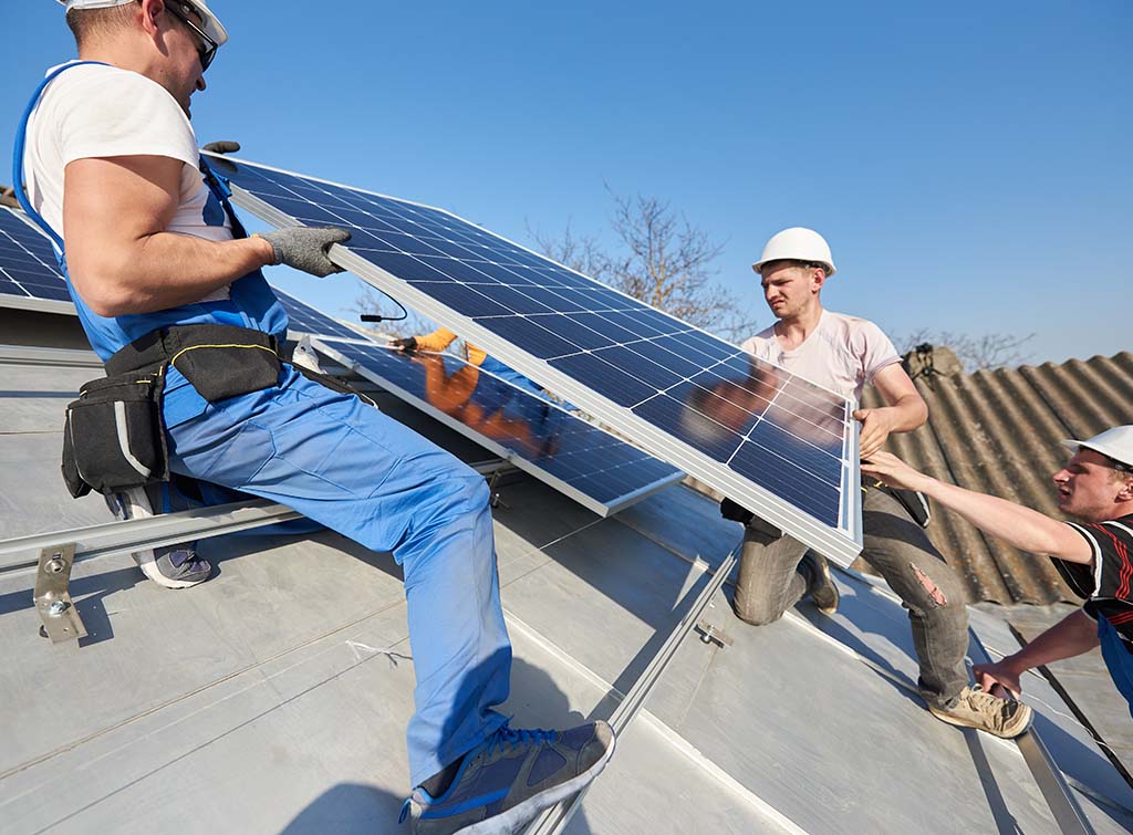 Solar panel installer training