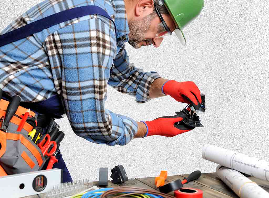 Electrician wearing PPE