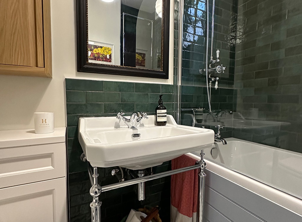 Victorian bathroom fixtures