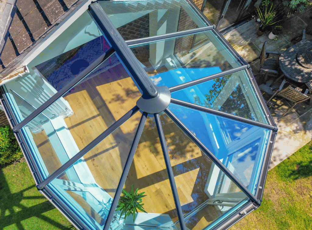 New conservatory rood in anthracite
